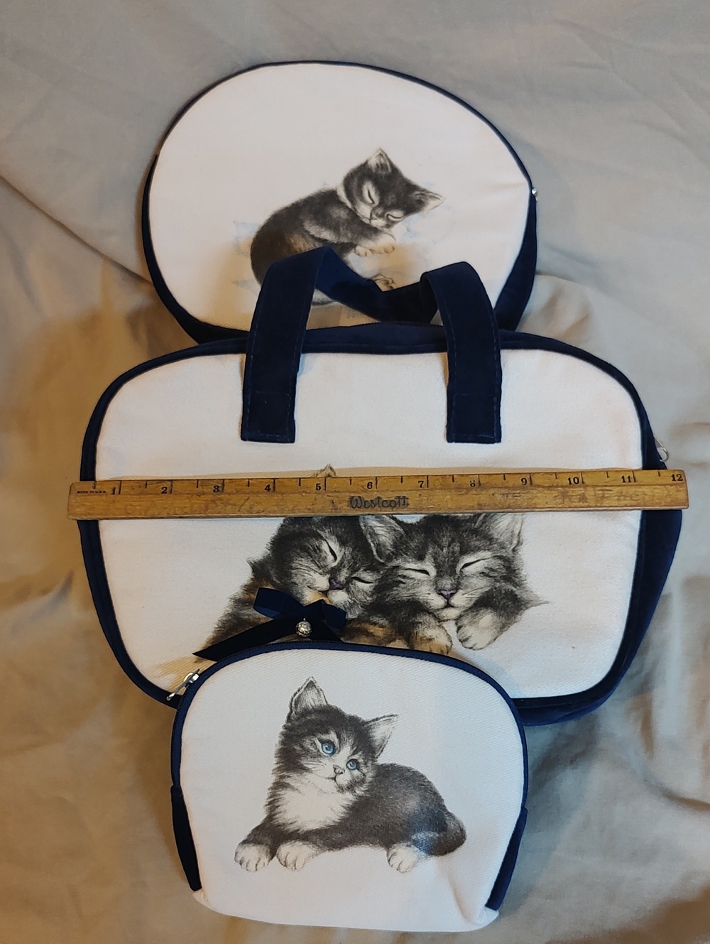Nesting Kitten Accessory/Makeup Bags - Picture 2 of 3